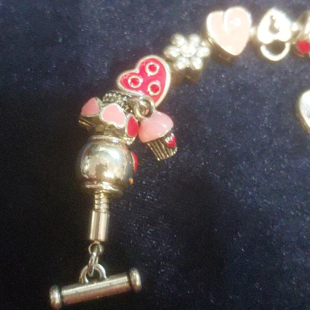 BRADFORD EXCHANGE CHARM BRACELET